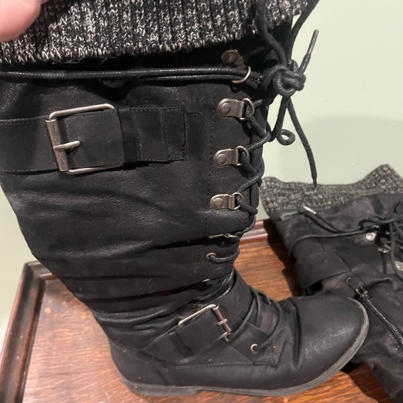 ⚡️⚡️⚡️Shoe Dazzle Black Lace Up Boots with Metal Eyelets - Picture 3 of 7